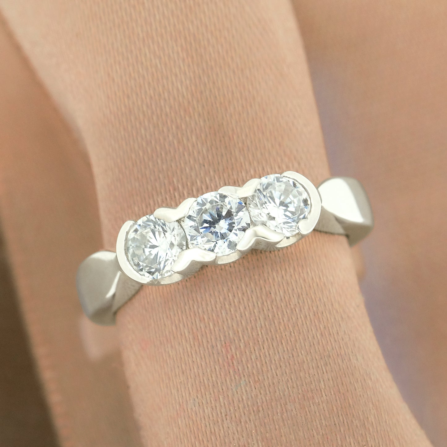 18ct White Gold Three Stone Diamond Ring