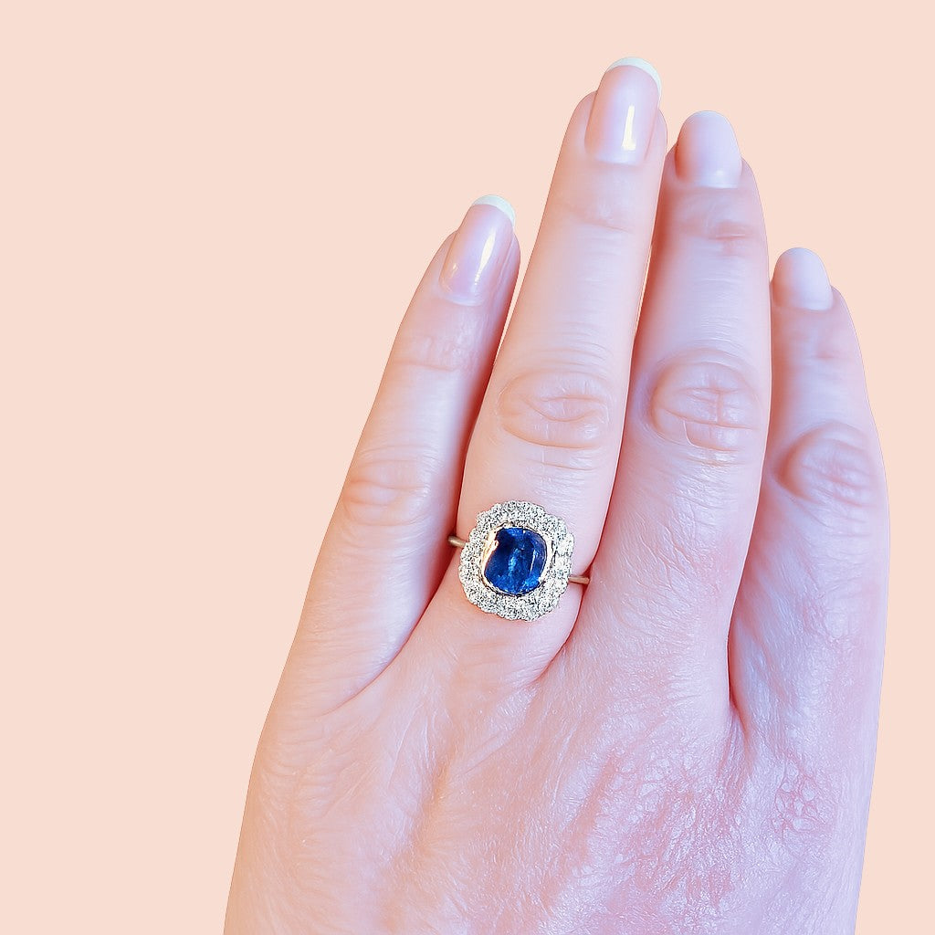 18ct White Gold Cushion Cut Tanzanite & Diamond Cluster Ring