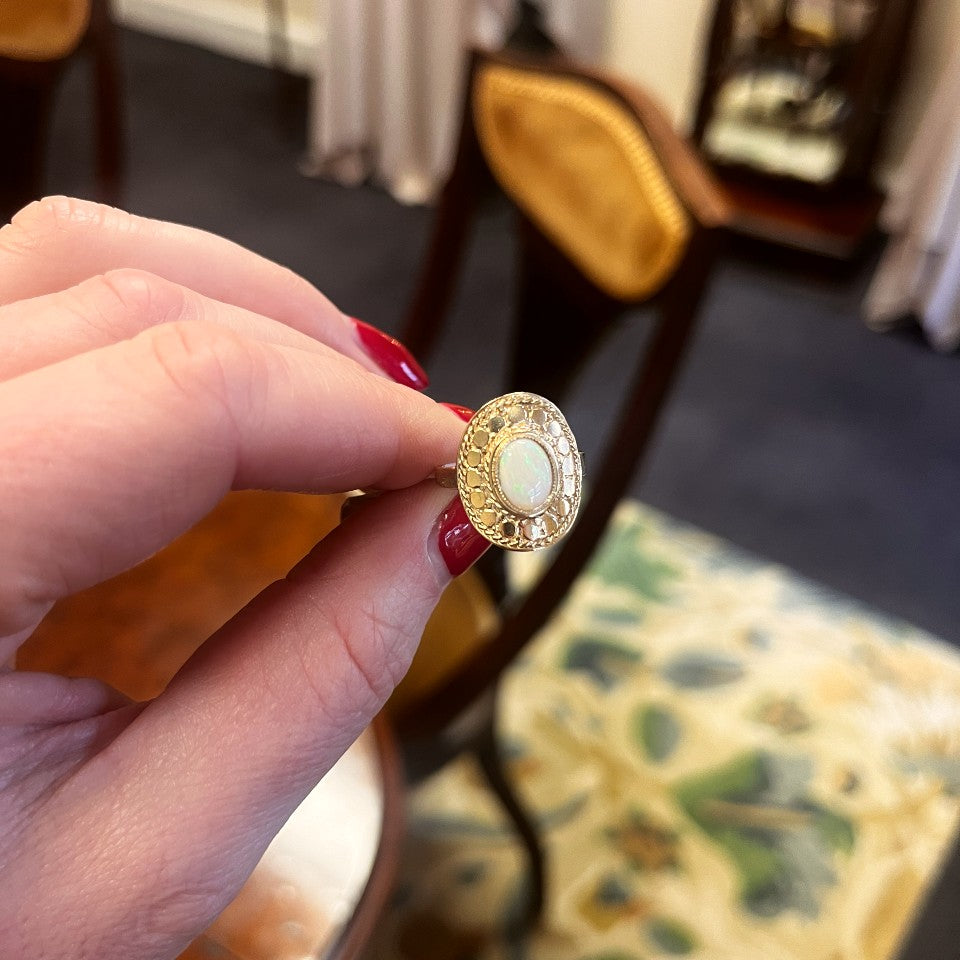 9ct Gold Opal Ring