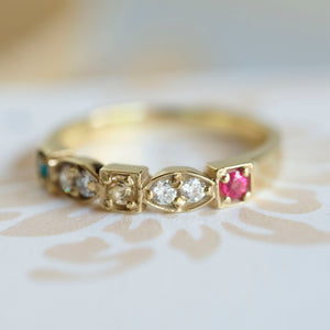 Heirloom ring in 18ct yellow gold with diamonds and 3 birthstones