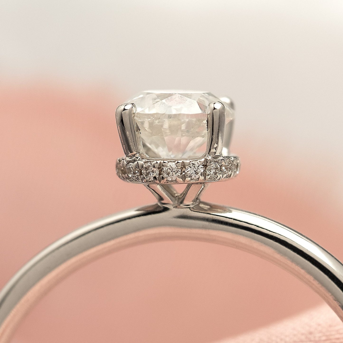 18ct White Gold Solitaire Diamond Ring (With a hidden Halo)