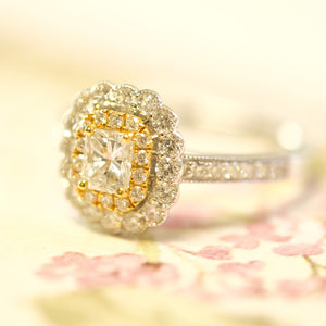 18ct White Gold Radiant Cut Diamond Ring